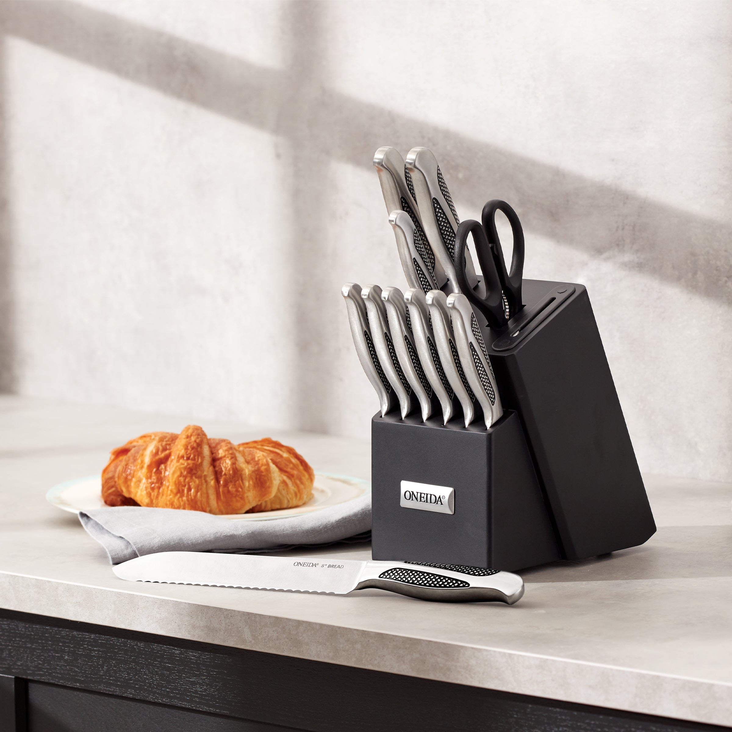 Crosshatch 14 Piece Cutlery Block Set - Image 3