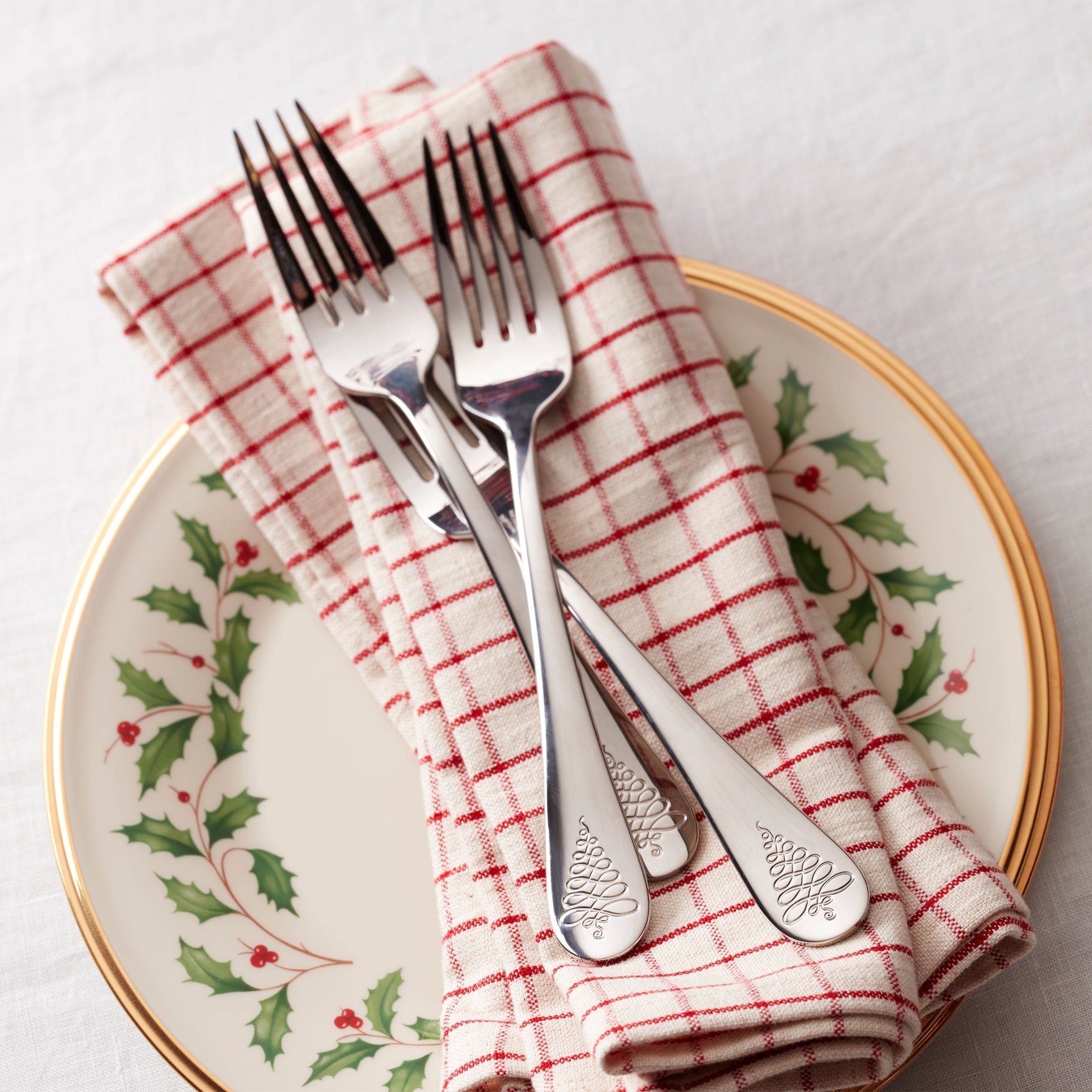 Noella 65 Piece Flatware Set - Image 4