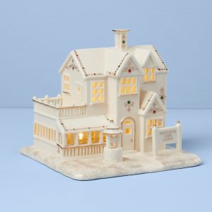 Mistletoe Park Lit  Lodge