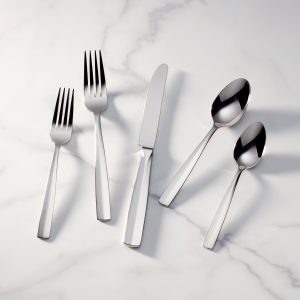 Lachlan 65 Piece Flatware Set