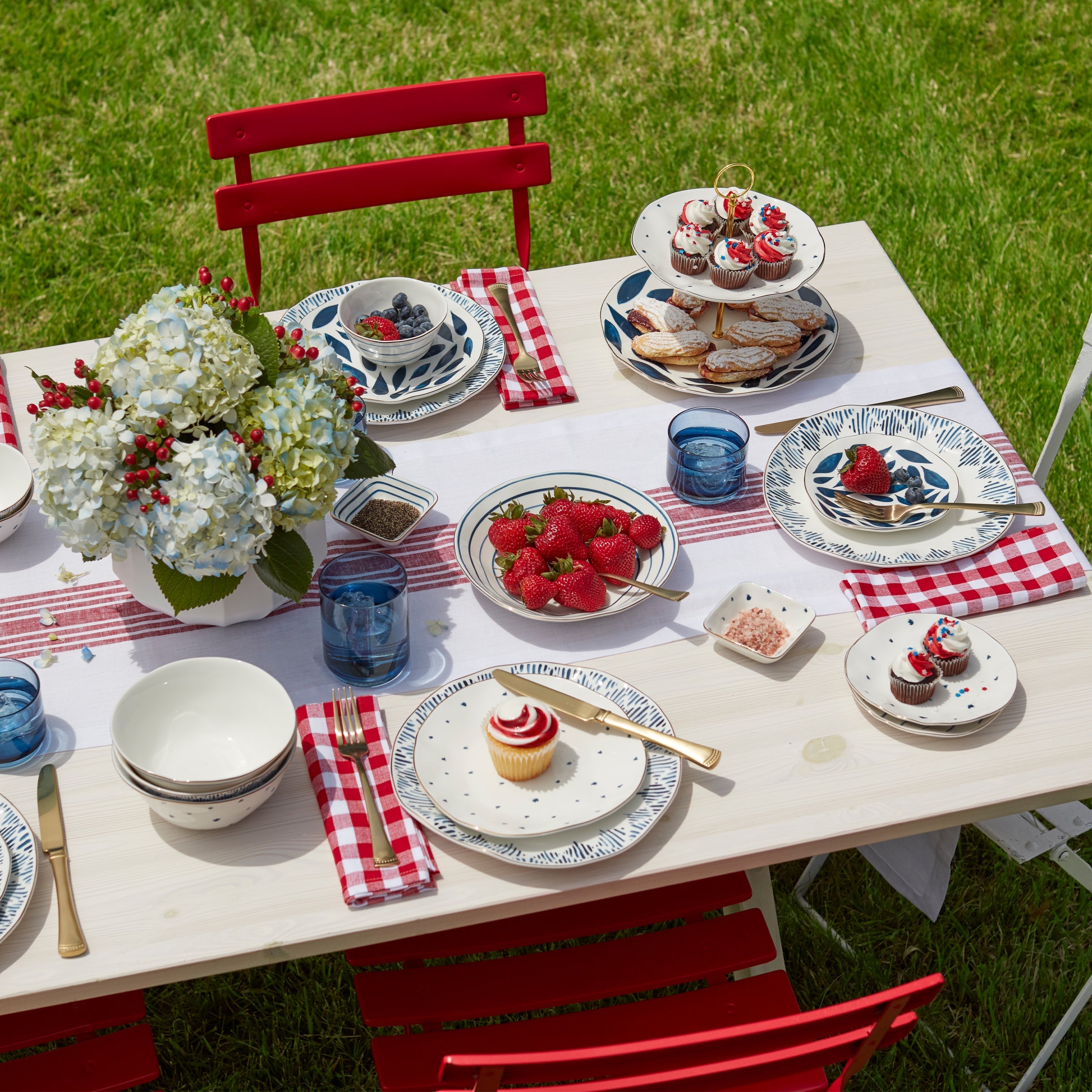 Tuscany Classics Stackable Blue Short Glasses - Set Of 4 - Image 4