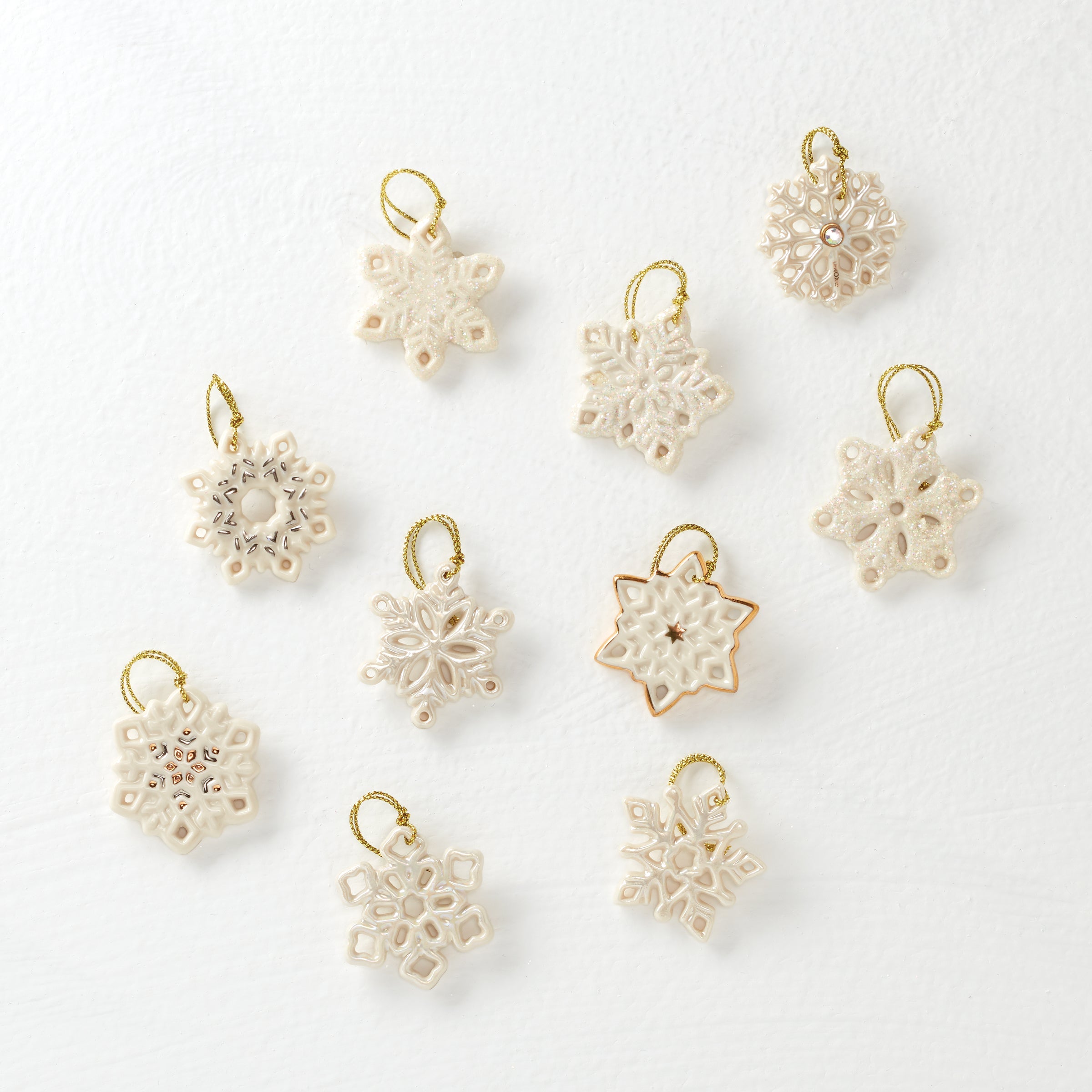 Snowflake 10-Piece Ornament Set - Image 6