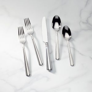 Amber Hill 65 Piece Flatware Set