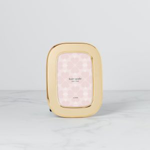 South Street 4 x 6 Gold Oval Frame