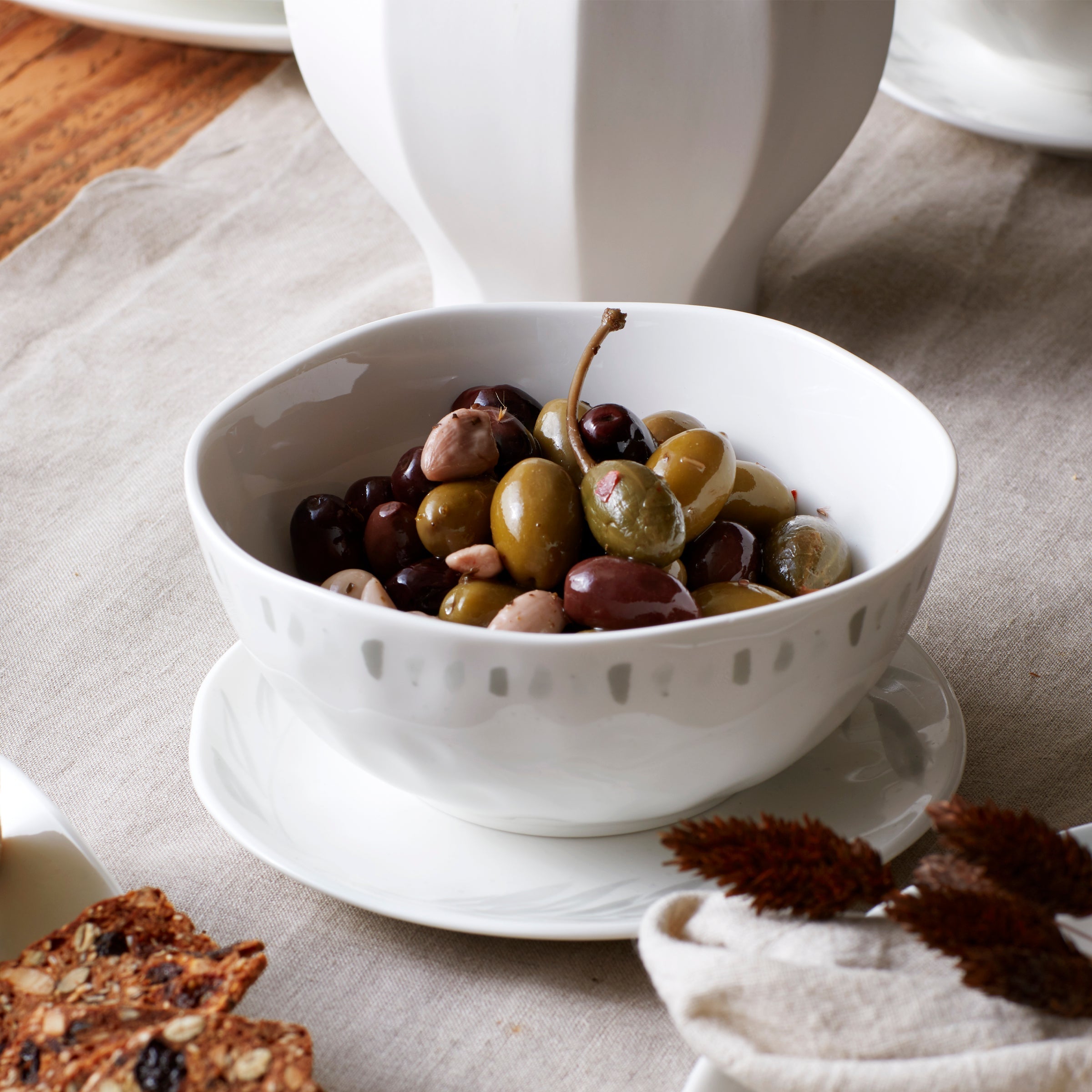 Oyster Bay 12-Piece Dinnerware Set - Image 5