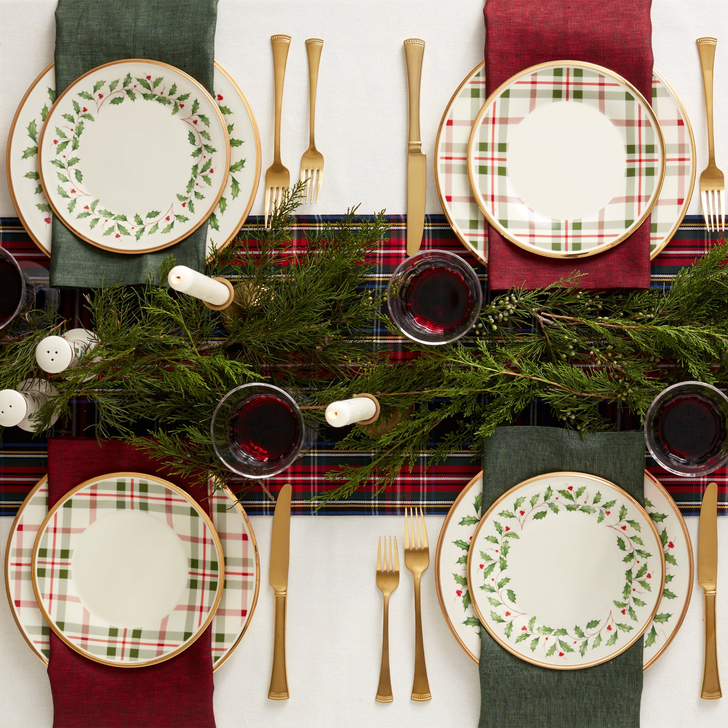 Holiday 12-Piece Plate & Mug Dinnerware Set - Image 3