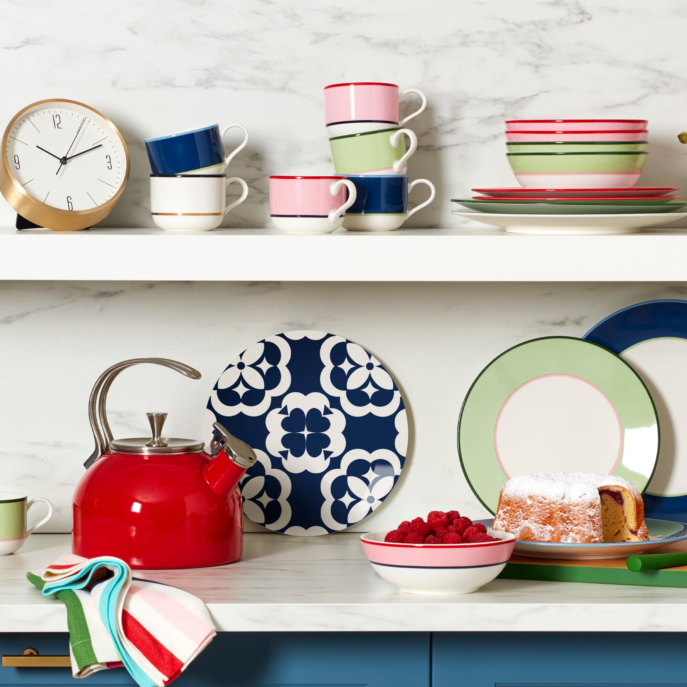 Make It Pop Mugs - Set of 4 - Black/Gold - Image 2