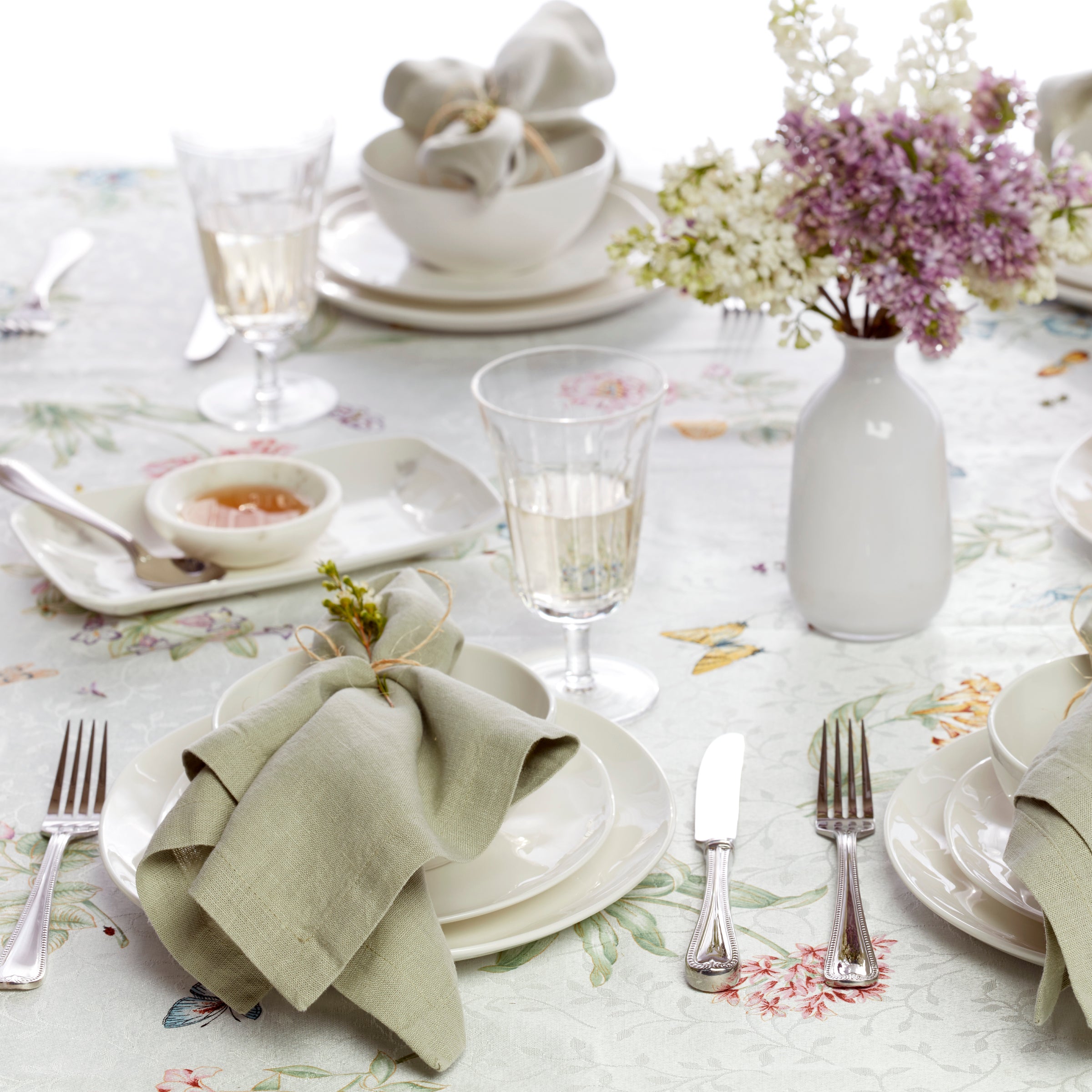 Bay Colors 12-Piece Dinnerware Set. White - Image 4