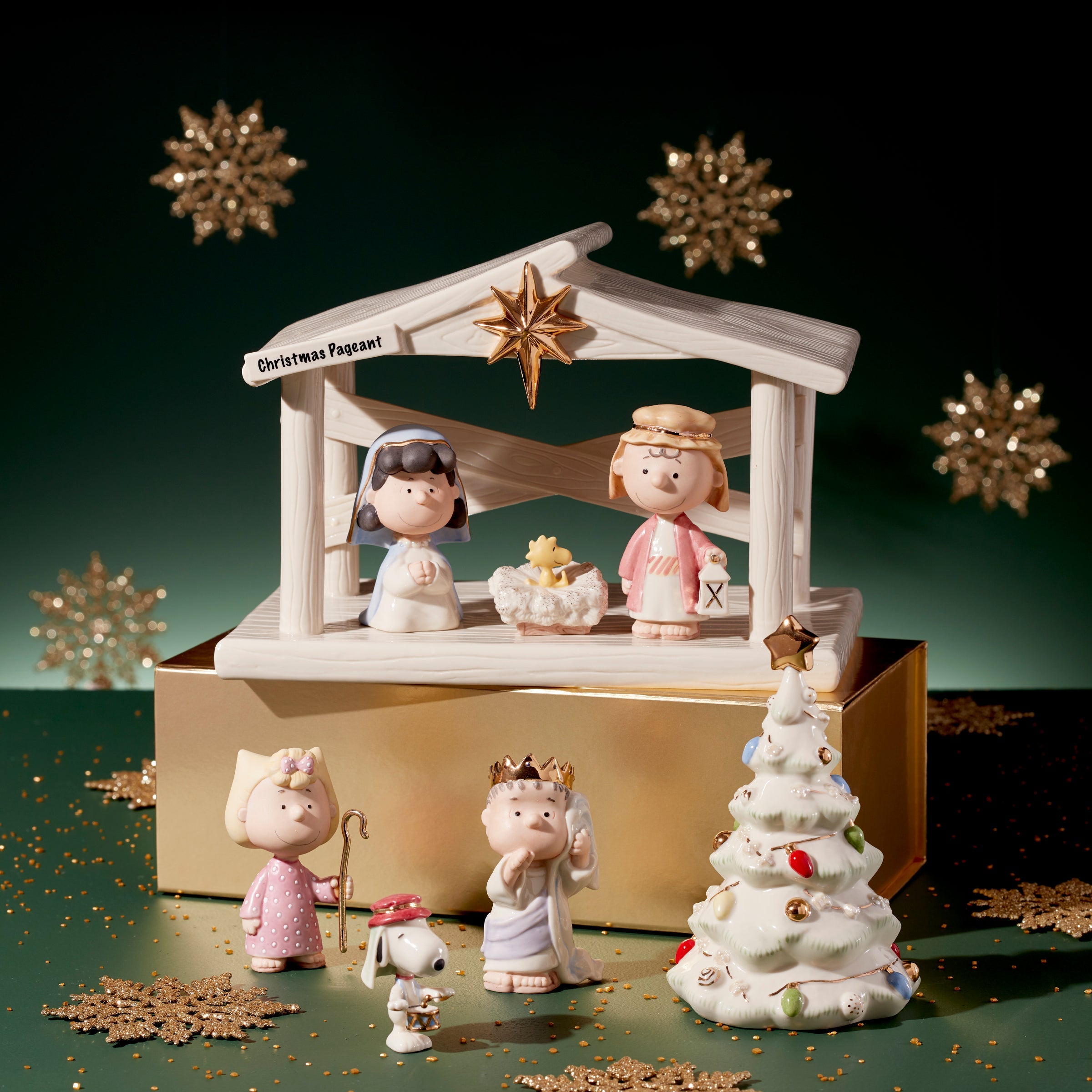 Peanuts 8-Piece Christmas Pageant & Creche Set - Image 2