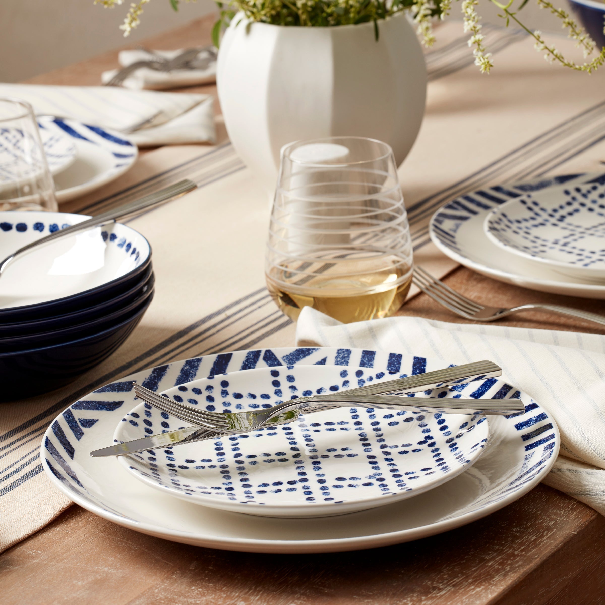 Harbour 12-Piece Dinnerware Set - Image 10