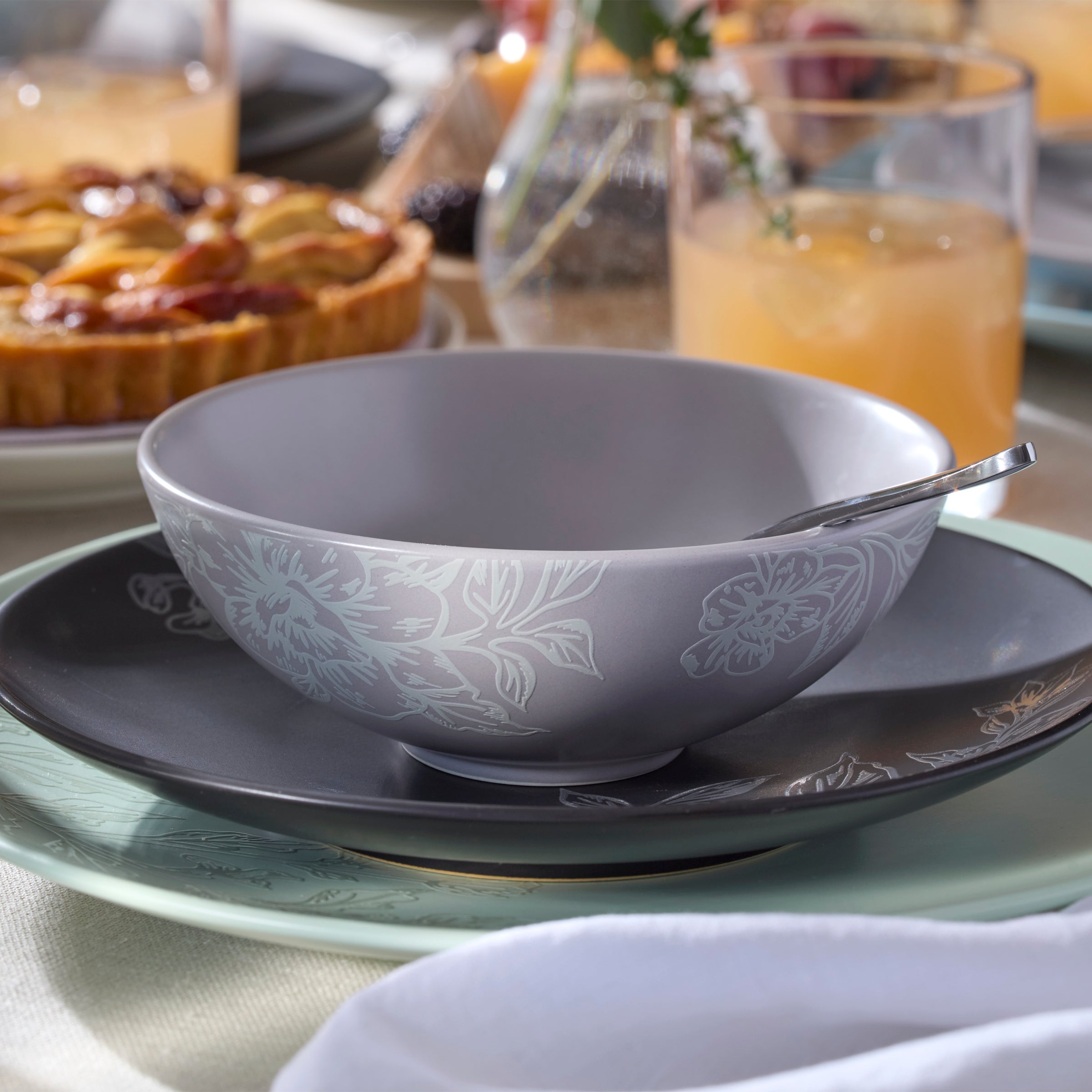 Roseto Soft Sage 12-Piece Dinnerware Set - Image 11