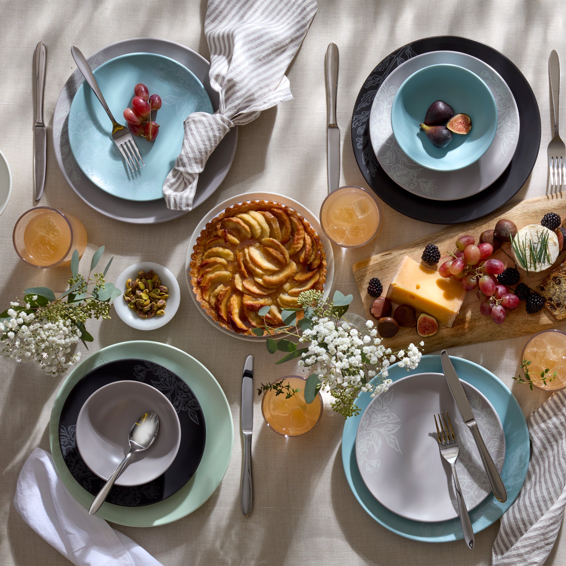 Roseto Soft Sage 12-Piece Dinnerware Set - Image 7