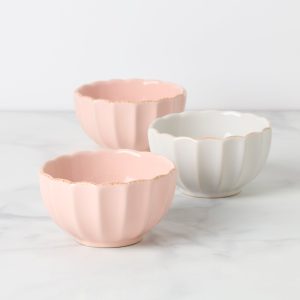 French Perle Scallop Mini Bowls - Set of 3