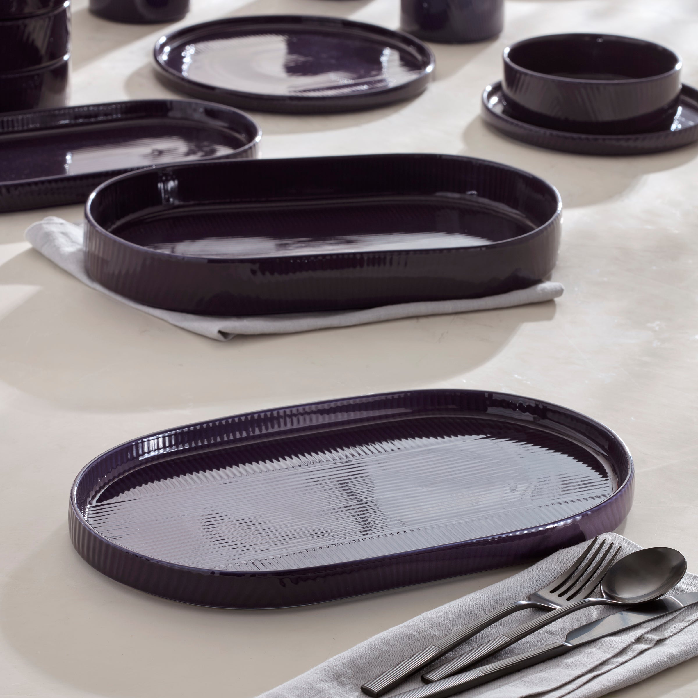 Modulus Nightshade 2-Piece Serving Set - Image 3