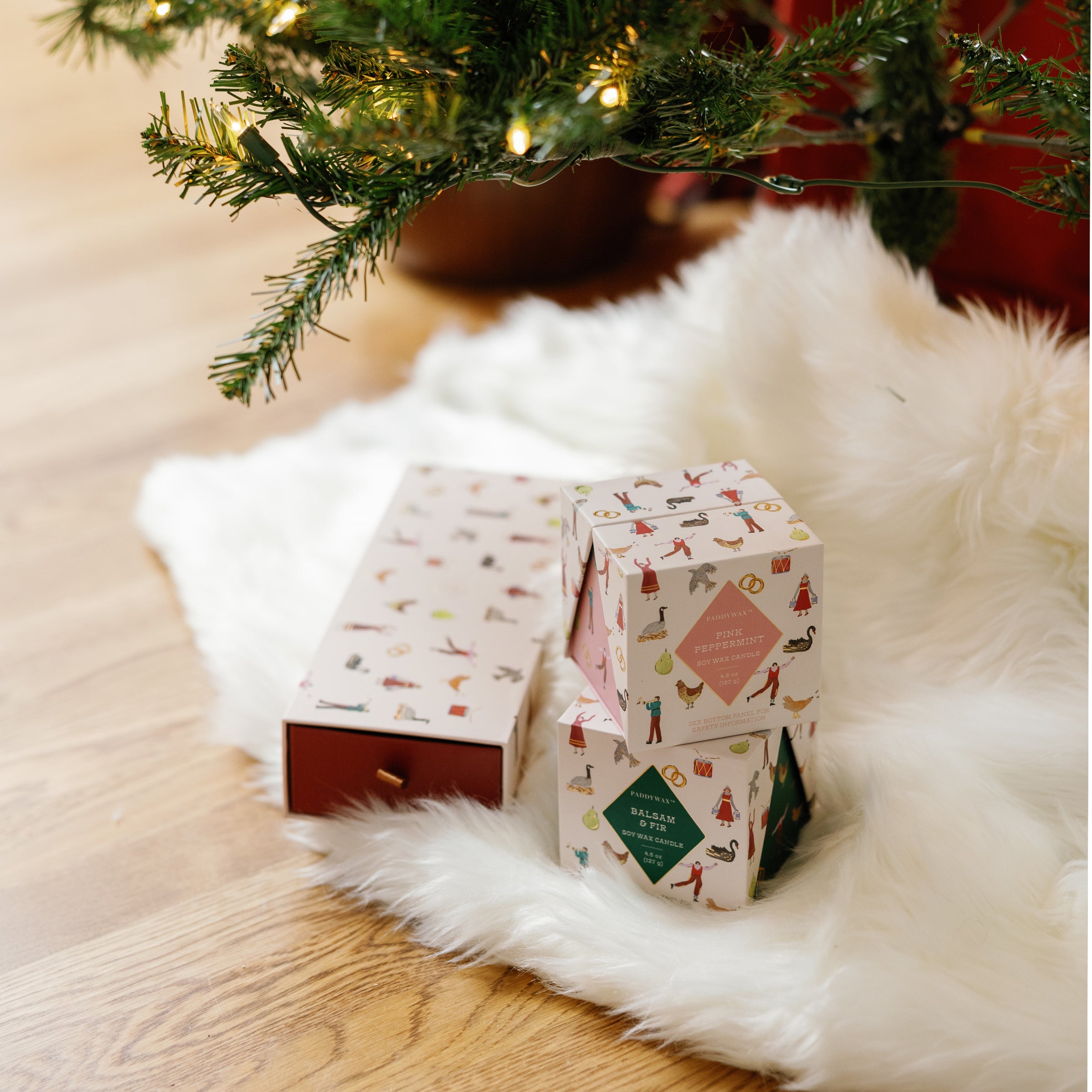 Balsam & Fir 4.5-oz Soy Wax Holiday Candle. Gift Boxed - Image 3