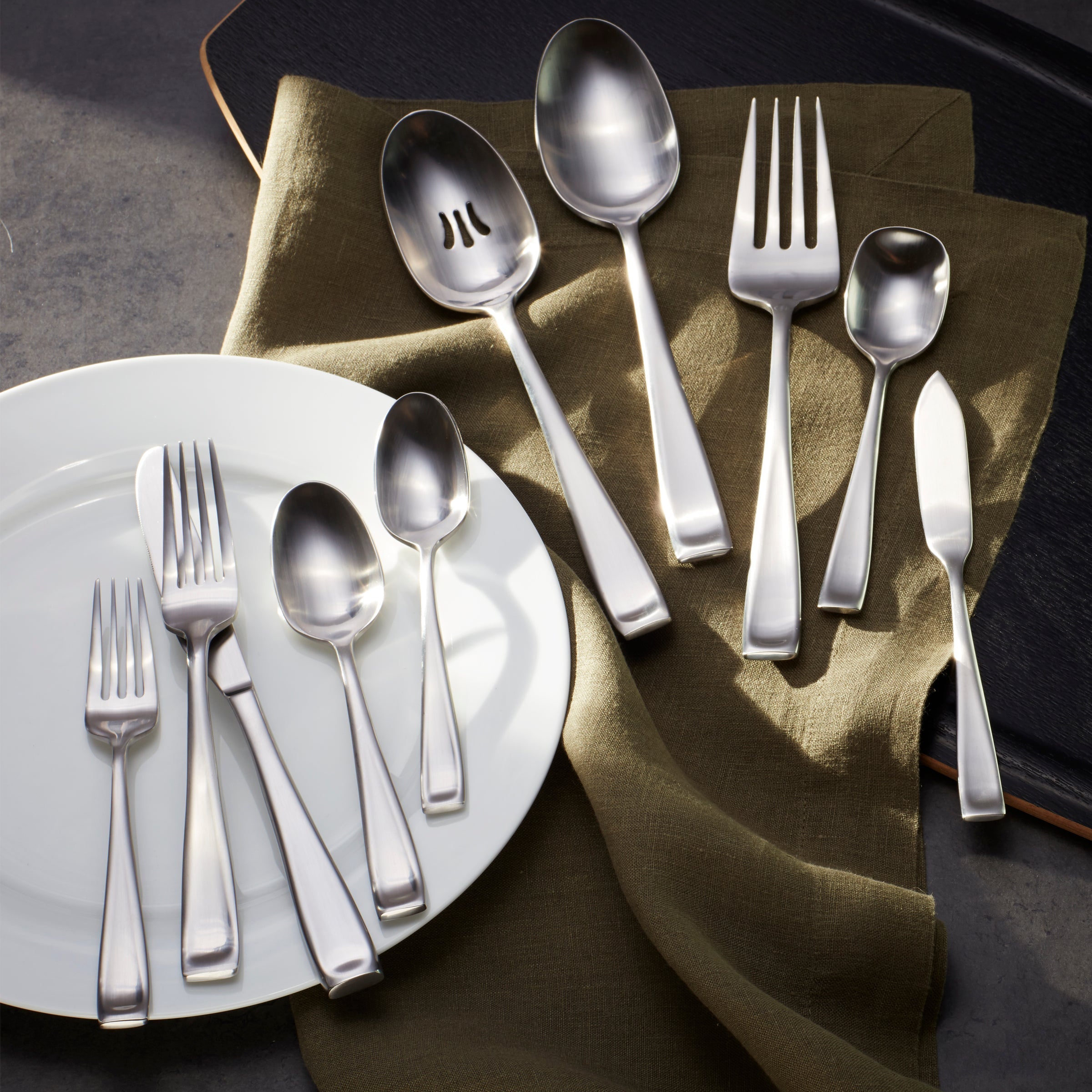 Moda Satin 65 Piece Flatware Set - Image 3