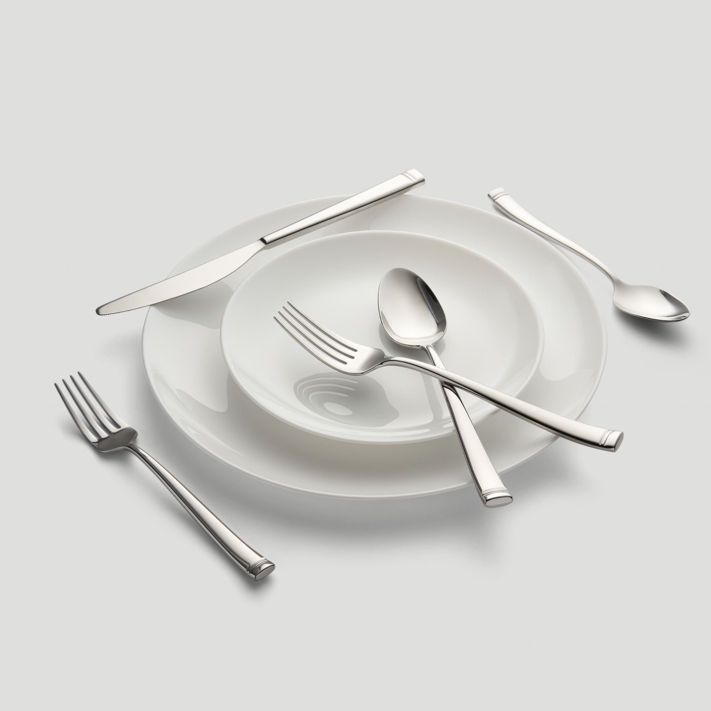 Kingsland Mirror 20 Piece Flatware Set - Image 3